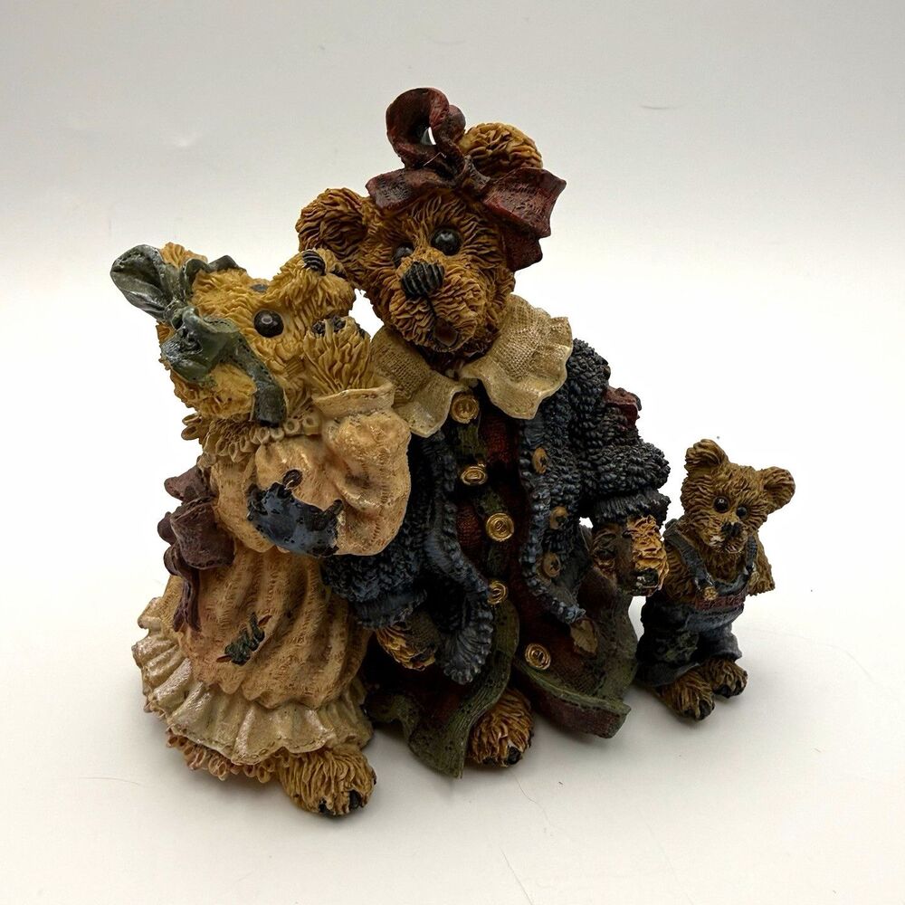 Boyds Bears & Friends Louella & Hedda - The Secret Figurine 1997 MPN 227705